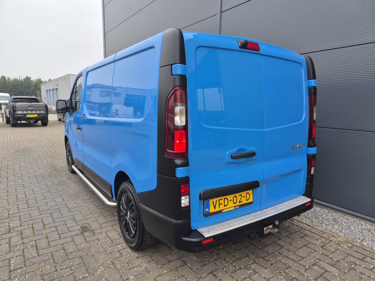 Renault Trafic Renault Trafic 2.0 dCi L1H1 Airco Camera Trekh 120PK