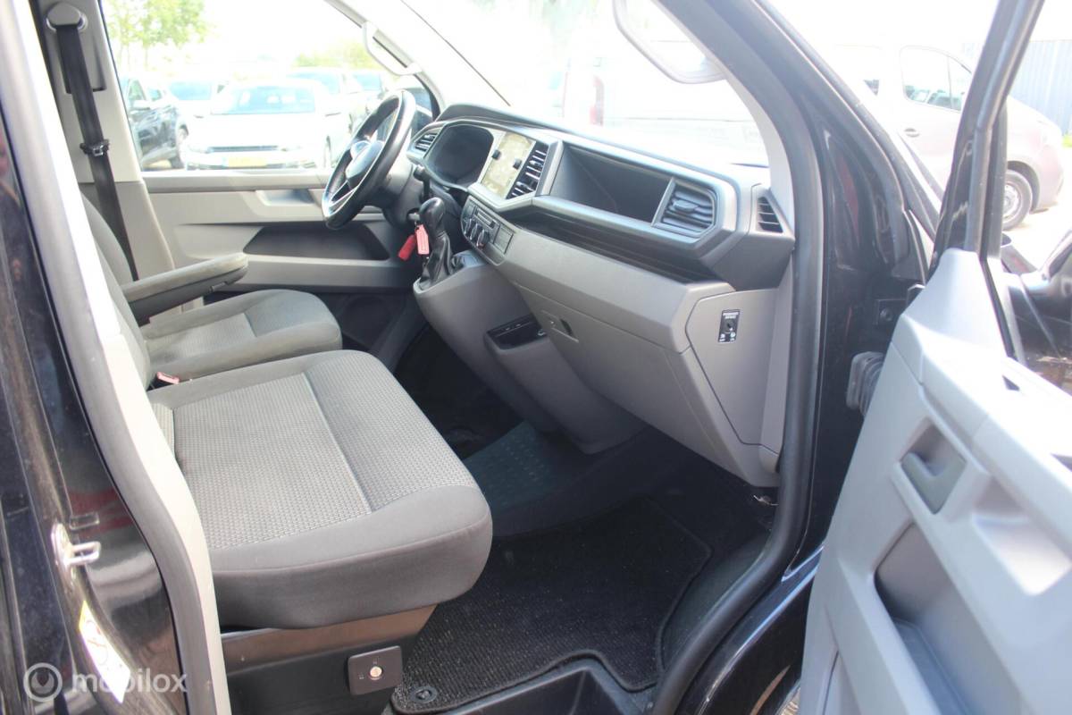 Volkswagen Transporter Volkswagen Transporter 2.0 TDI L2H3 Bulli Nieuwe motor 0km!