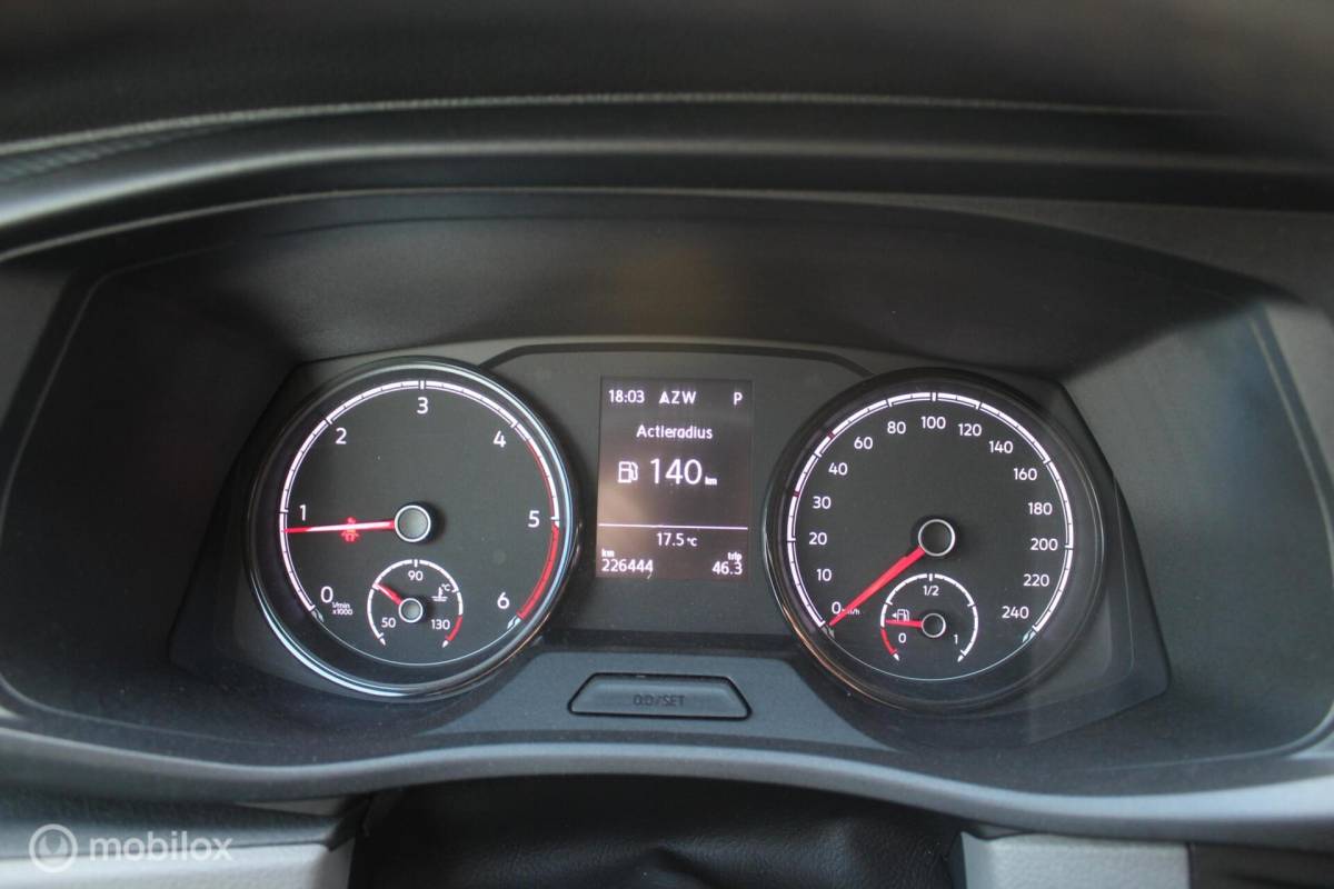 Volkswagen Transporter Volkswagen Transporter 2.0 TDI L2H3 Bulli Nieuwe motor 0km!