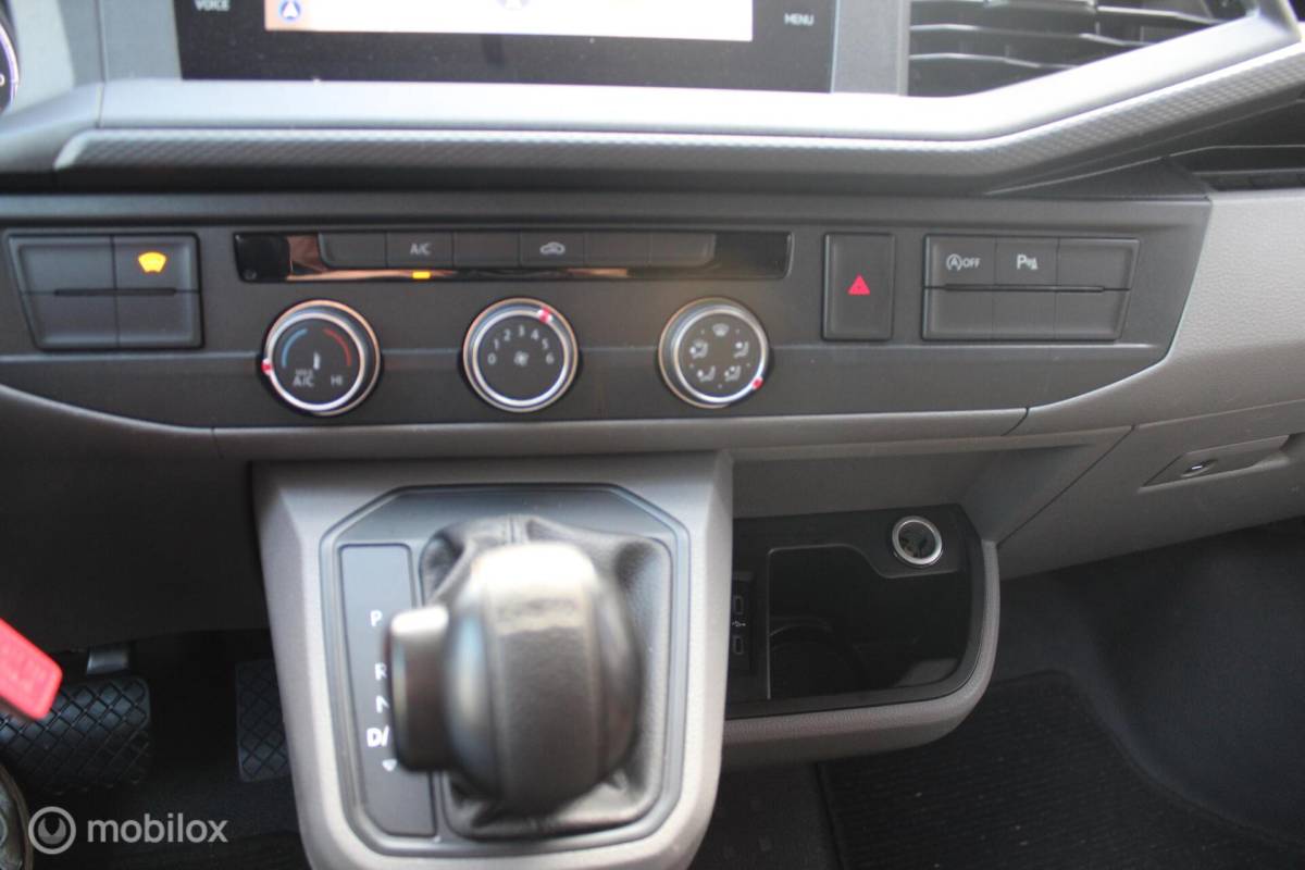 Volkswagen Transporter Volkswagen Transporter 2.0 TDI L2H3 Bulli Nieuwe motor 0km!
