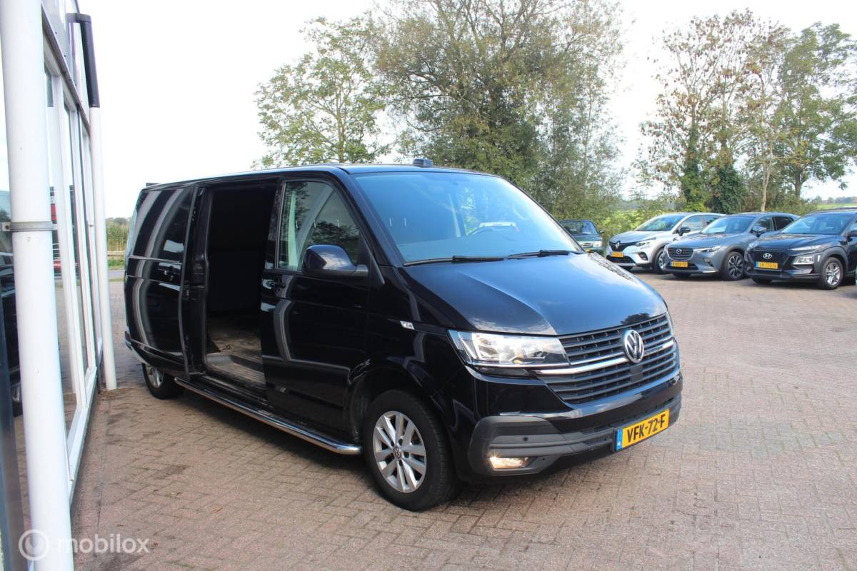 Volkswagen Transporter Volkswagen Transporter 2.0 TDI L2H3 Bulli Nieuwe motor 0km!