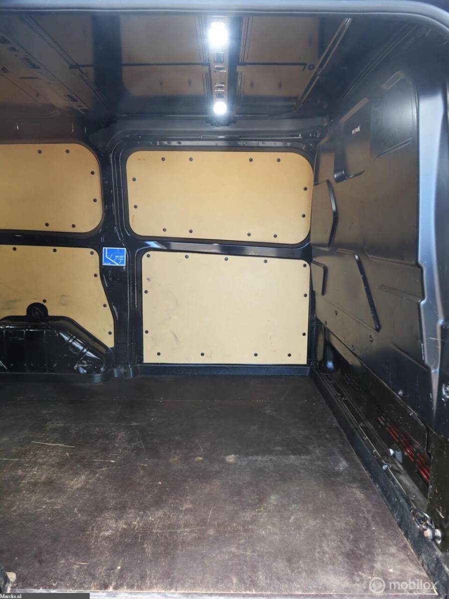 Ford Transit Custom Ford Transit Custom 2.0 TDCI L1H1 Trend EURO 6 3 persoons