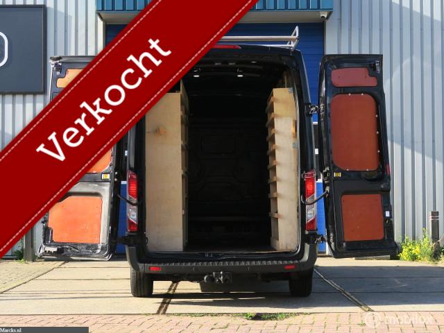 Ford Transit Ford Transit 330 2.0 TDCI L2H3 Ambiente EURO 6 3 Persoons