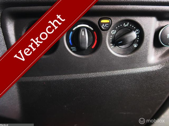 Ford Transit Ford Transit 330 2.0 TDCI L2H3 Ambiente EURO 6 3 Persoons