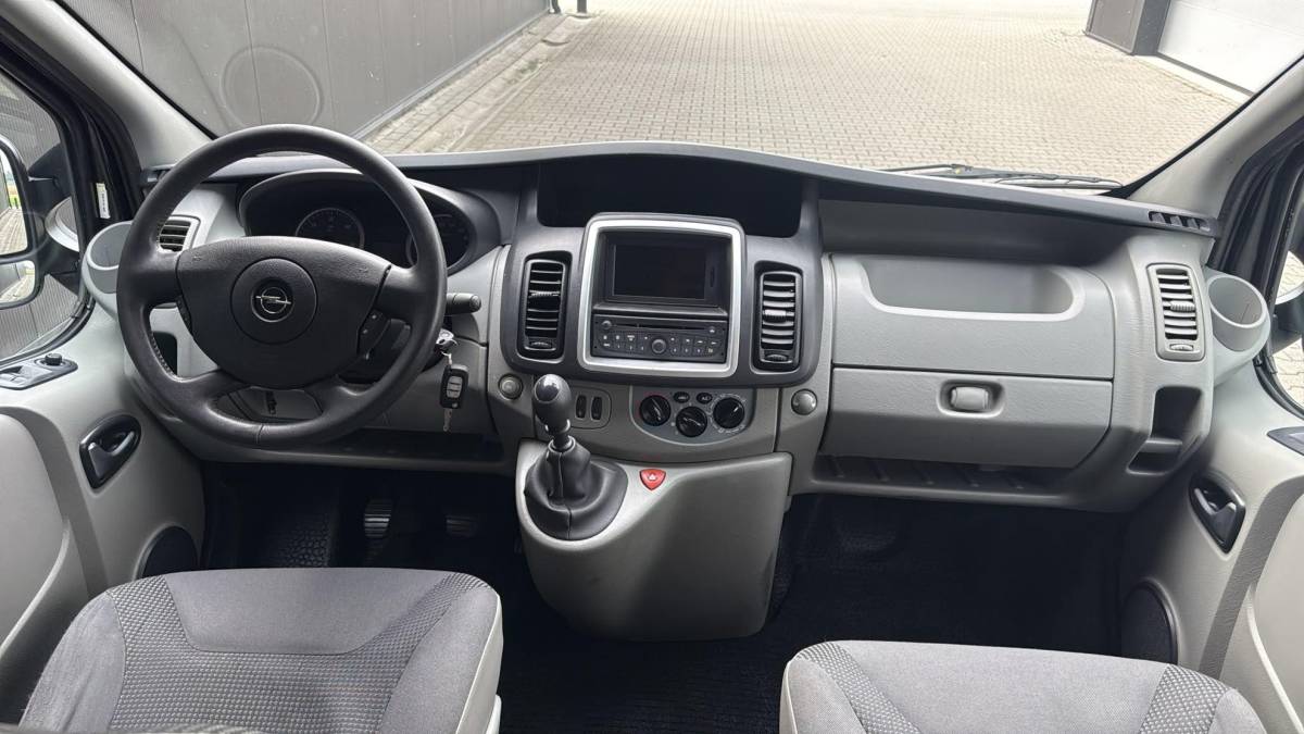 Opel Vivaro Opel Vivaro 2.0 CDTI L2H1 DC 1e eig. dubbel cabine zwart lang L2