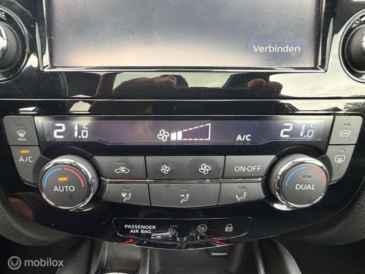Nissan QASHQAI Nissan Qashqai 1.2 Tekna + LEER*CRUISE*PANO*360*HAAK*NAV*STOELVERW*NAP!