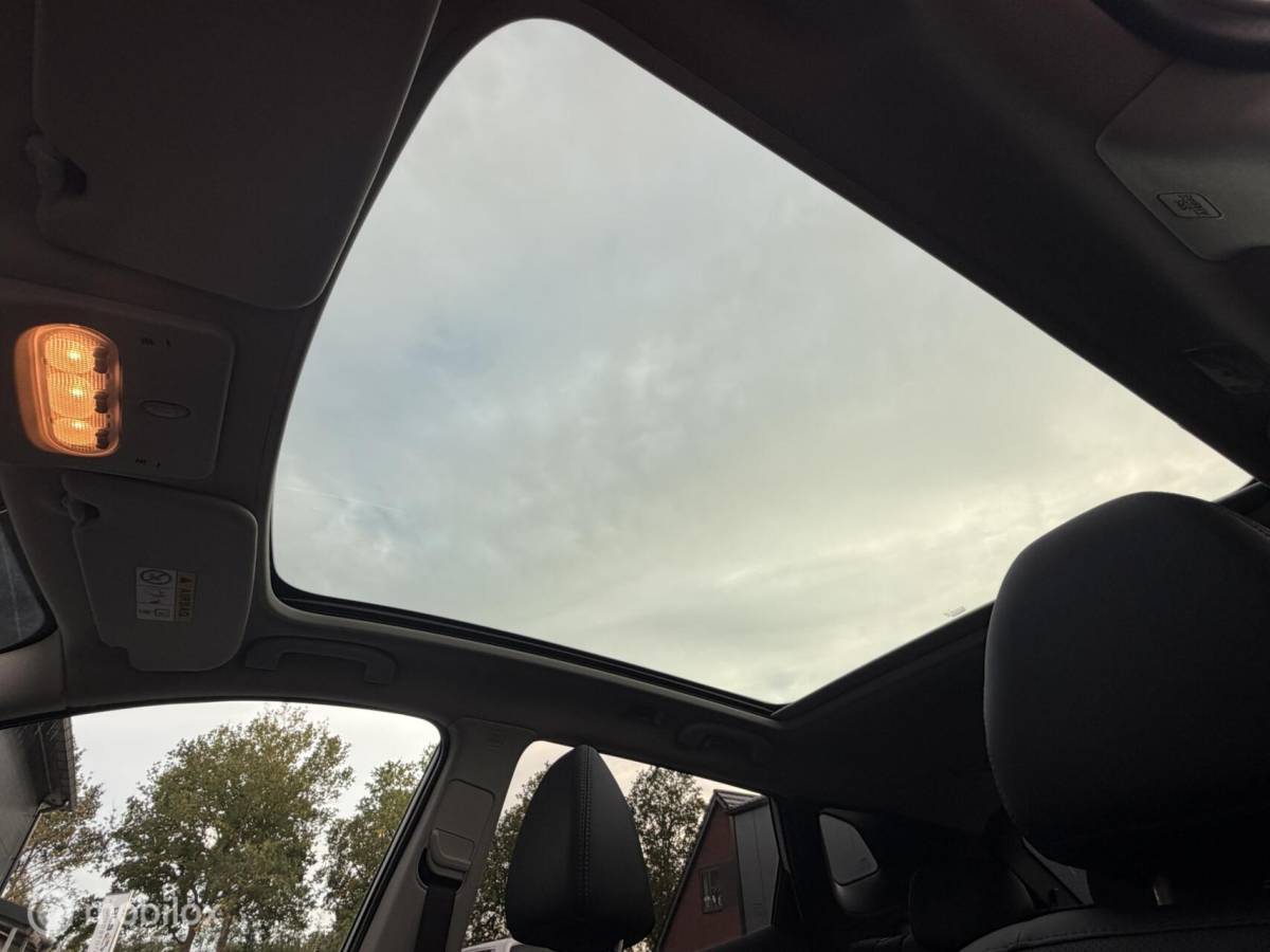 Nissan QASHQAI Nissan Qashqai 1.2 Tekna + LEER*CRUISE*PANO*360*HAAK*NAV*STOELVERW*NAP!