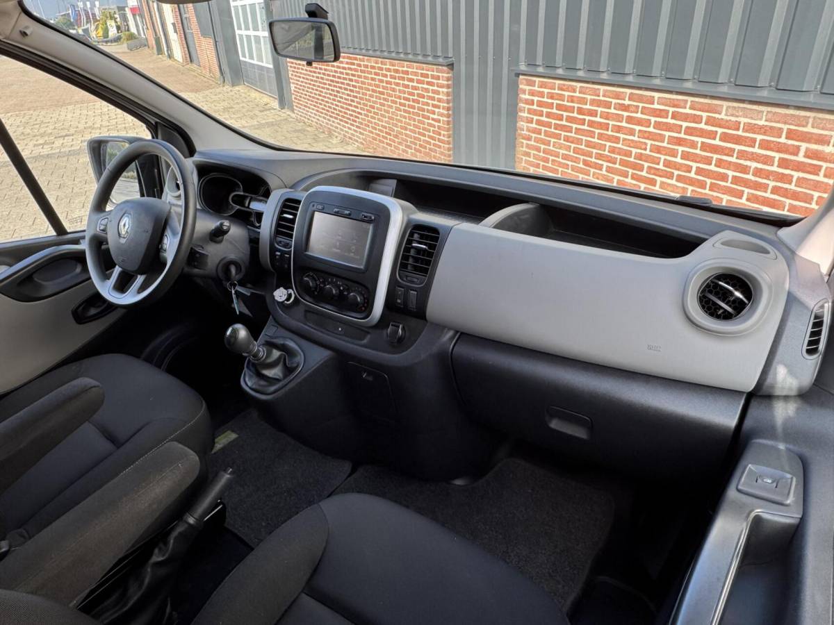 Renault Trafic Renault Trafic 1.6 dCi T29 Comfort Energy Trekhaak/Cruise/Navi/PDC/Imperiaal