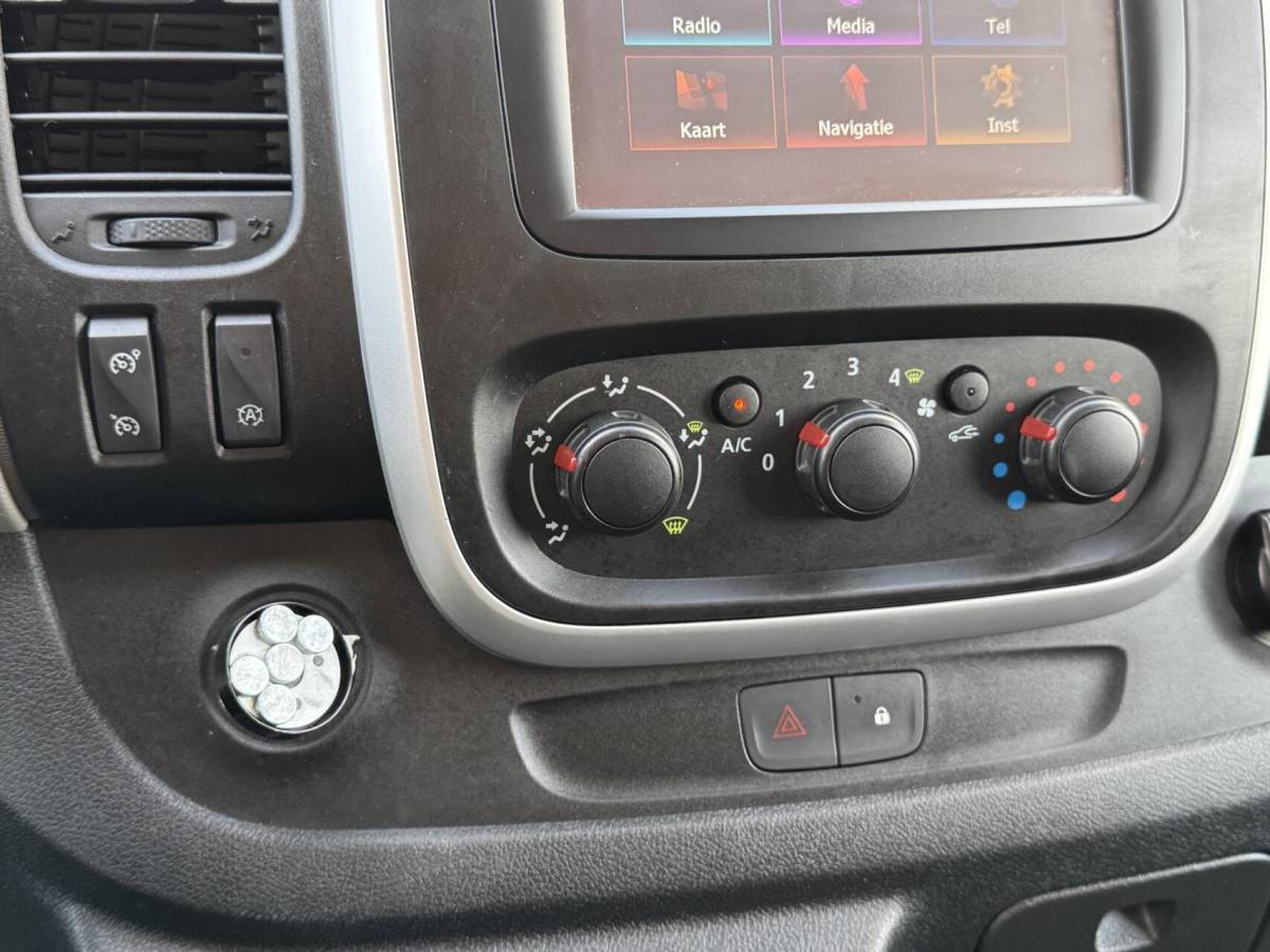 Renault Trafic Renault Trafic 1.6 dCi T29 Comfort Energy Trekhaak/Cruise/Navi/PDC/Imperiaal