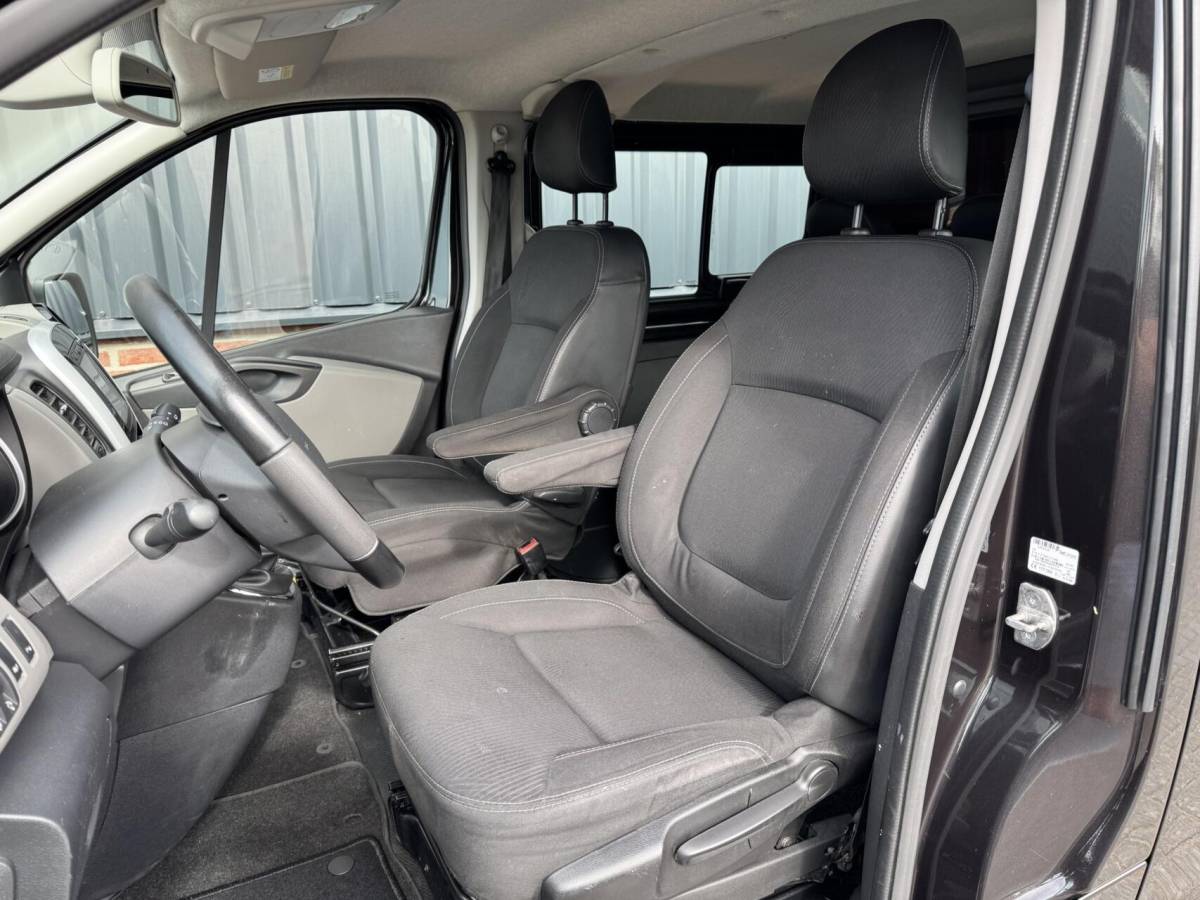 Renault Trafic Renault Trafic 1.6 dCi 146pk Dubbele Cabine Formula Edition Energy
