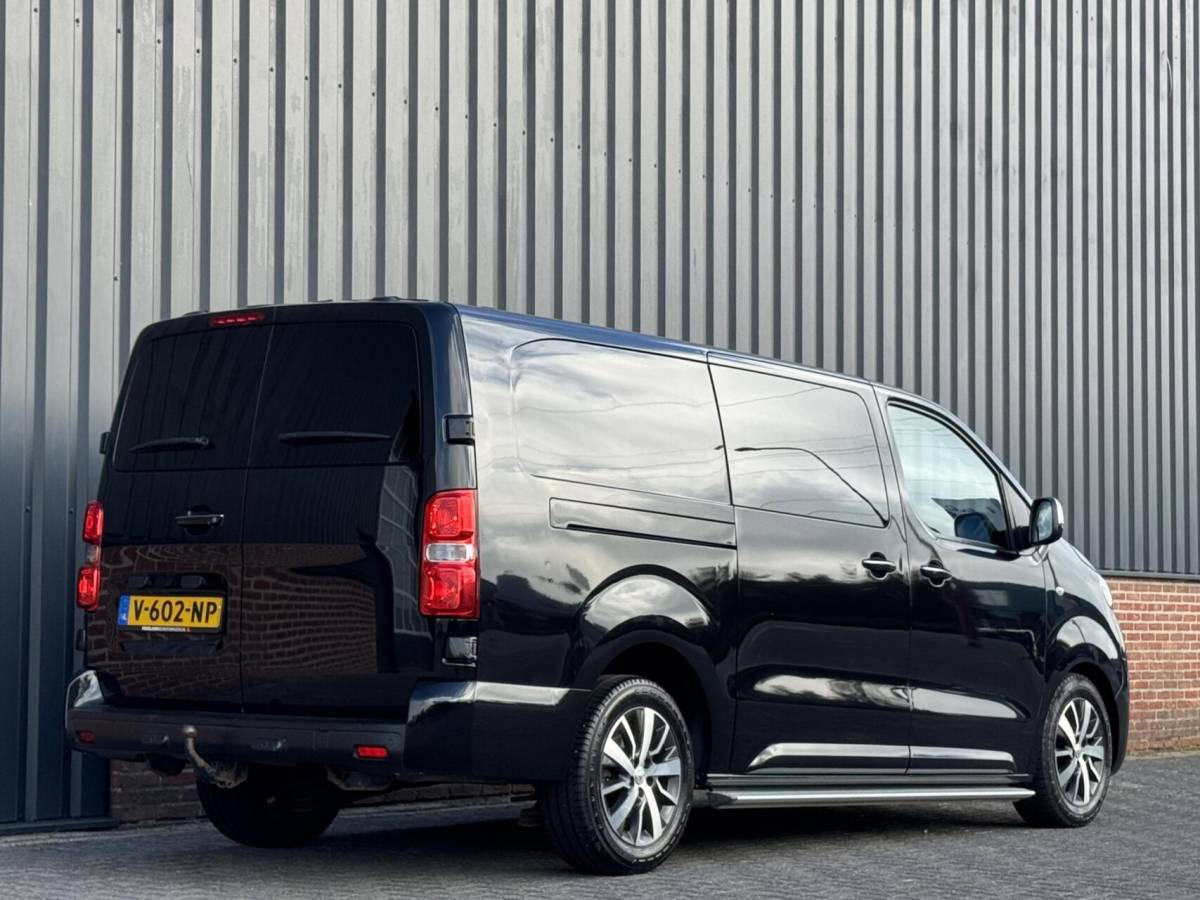 Toyota ProAce Toyota ProAce Worker MARGE 2.0 D-4D 123pk Professional Long Dubbele Cabine