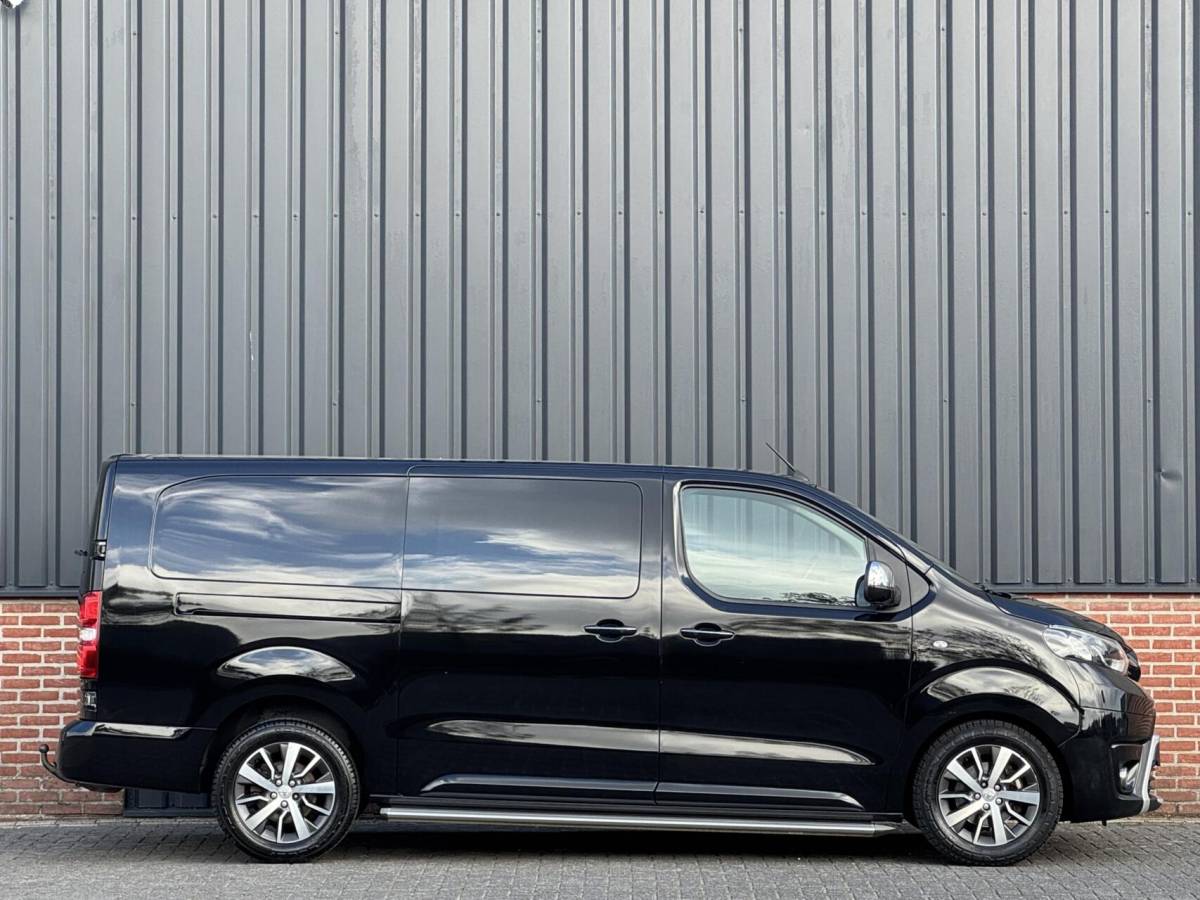 Toyota ProAce Toyota ProAce Worker MARGE 2.0 D-4D 123pk Professional Long Dubbele Cabine
