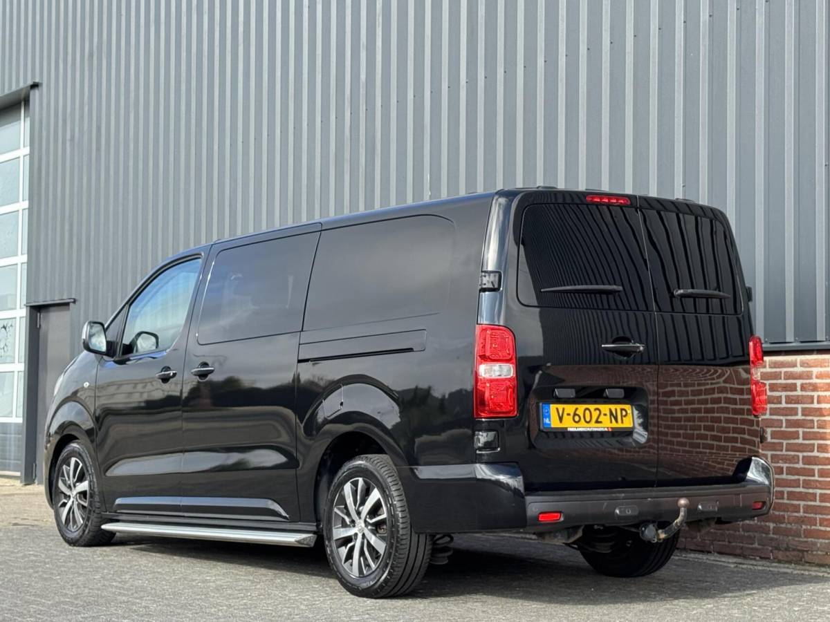 Toyota ProAce Toyota ProAce Worker MARGE 2.0 D-4D 123pk Professional Long Dubbele Cabine