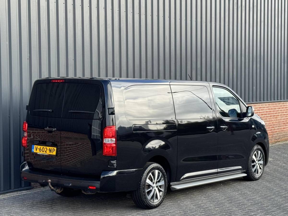 Toyota ProAce Toyota ProAce Worker MARGE 2.0 D-4D 123pk Professional Long Dubbele Cabine