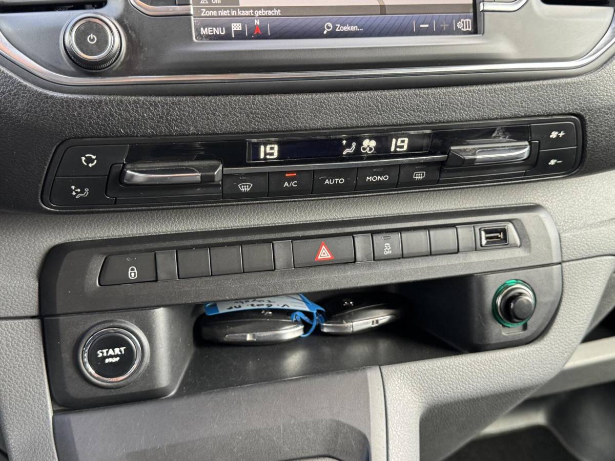 Toyota ProAce Toyota ProAce Worker MARGE 2.0 D-4D 123pk Professional Long Dubbele Cabine