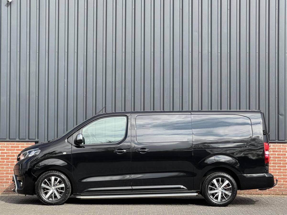 Toyota ProAce Toyota ProAce Worker MARGE 2.0 D-4D 123pk Professional Long Dubbele Cabine