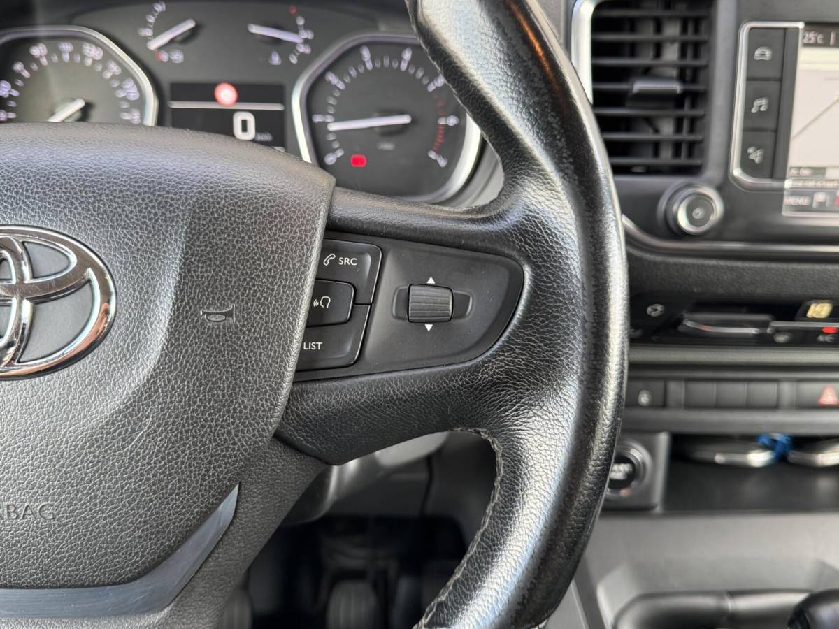 Toyota ProAce Toyota ProAce Worker MARGE 2.0 D-4D 123pk Professional Long Dubbele Cabine