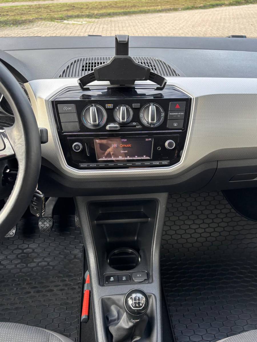 Volkswagen up! Volkswagen Up! 1.0 60PK High Up! | Cruise | MF-Stuur | PDC | Orig. NL | NAP |