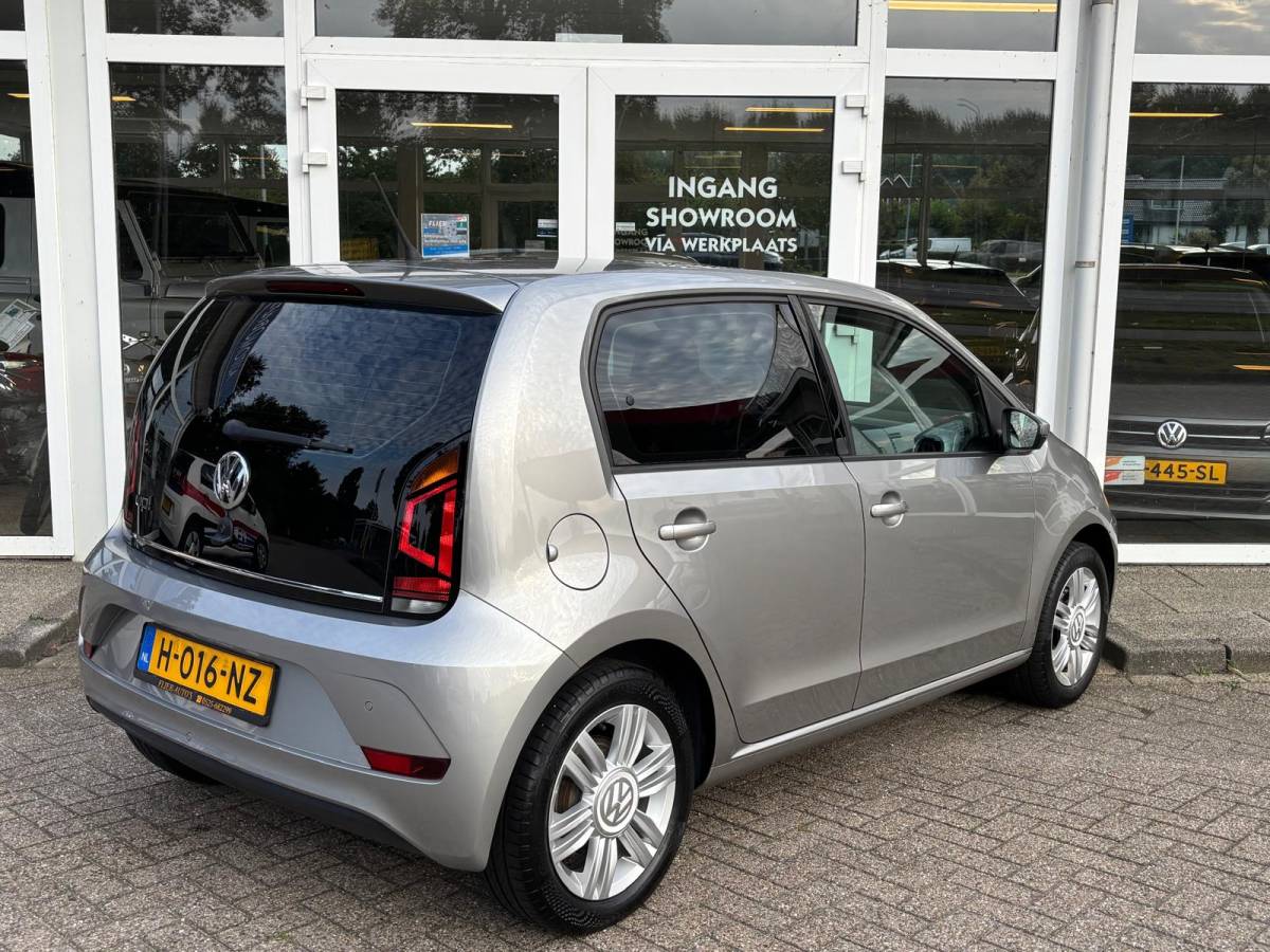 Volkswagen up! Volkswagen Up! 1.0 60PK High Up! | Cruise | MF-Stuur | PDC | Orig. NL | NAP |