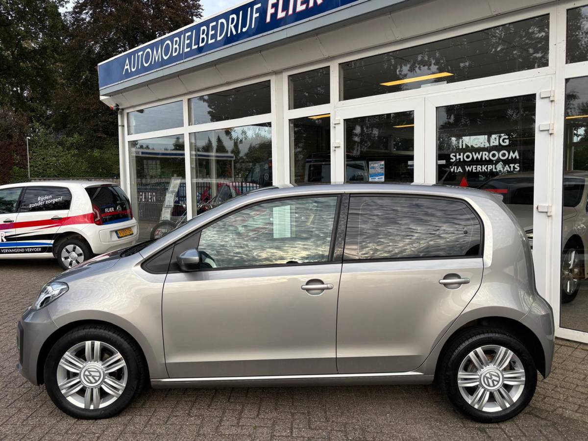 Volkswagen up! Volkswagen Up! 1.0 60PK High Up! | Cruise | MF-Stuur | PDC | Orig. NL | NAP |