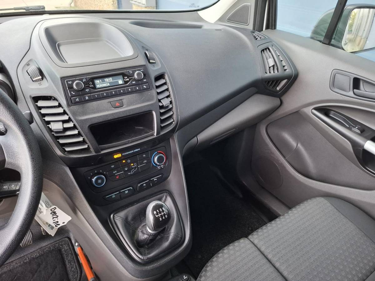 Ford Transit Connect Ford Transit Connect 1.0 Ecoboost L1 Trend BENZINE / CAMERA / 3 ZITS / IMPERIAL / TREKHAAK