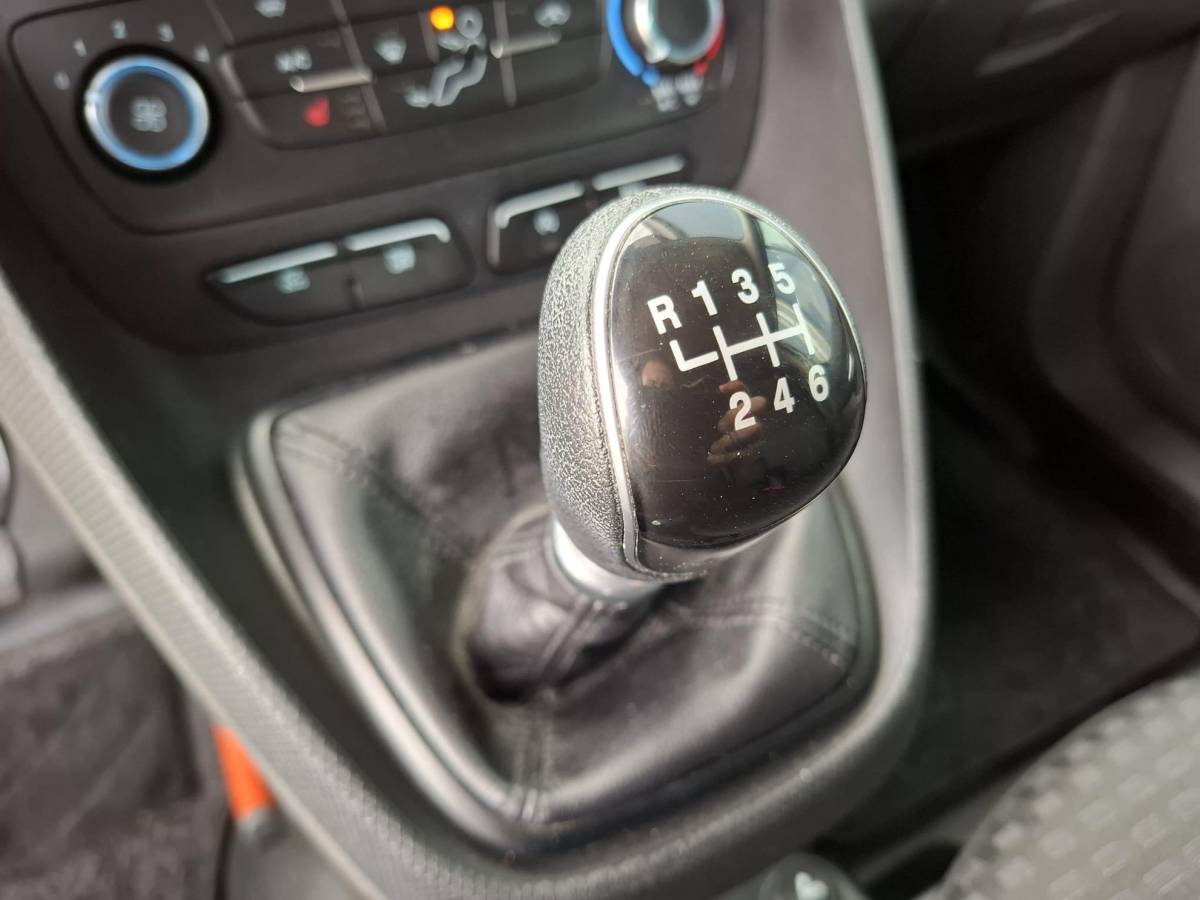 Ford Transit Connect Ford Transit Connect 1.0 Ecoboost L1 Trend BENZINE / CAMERA / 3 ZITS / IMPERIAL / TREKHAAK