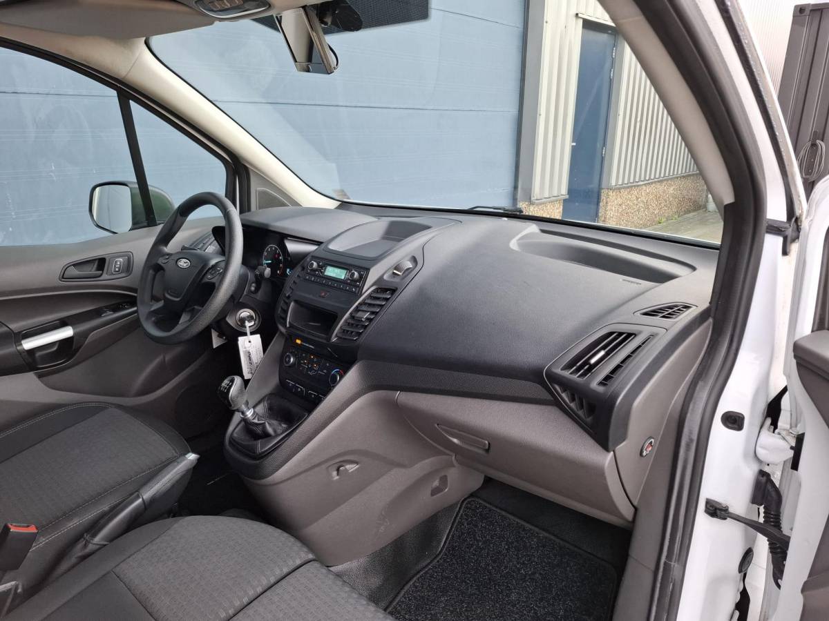Ford Transit Connect Ford Transit Connect 1.0 Ecoboost L1 Trend BENZINE / CAMERA / 3 ZITS / IMPERIAL / TREKHAAK