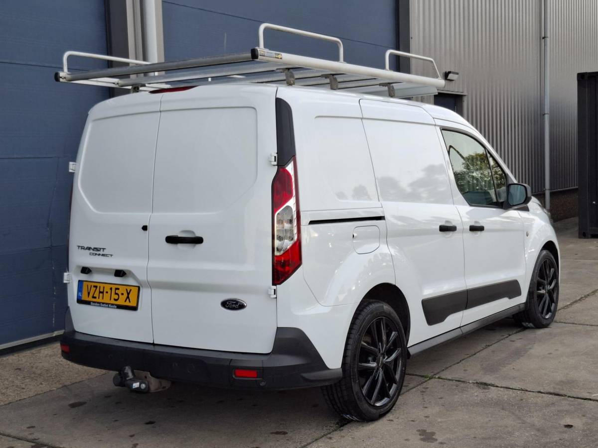 Ford Transit Connect Ford Transit Connect 1.0 Ecoboost L1 Trend BENZINE / CAMERA / 3 ZITS / IMPERIAL / TREKHAAK