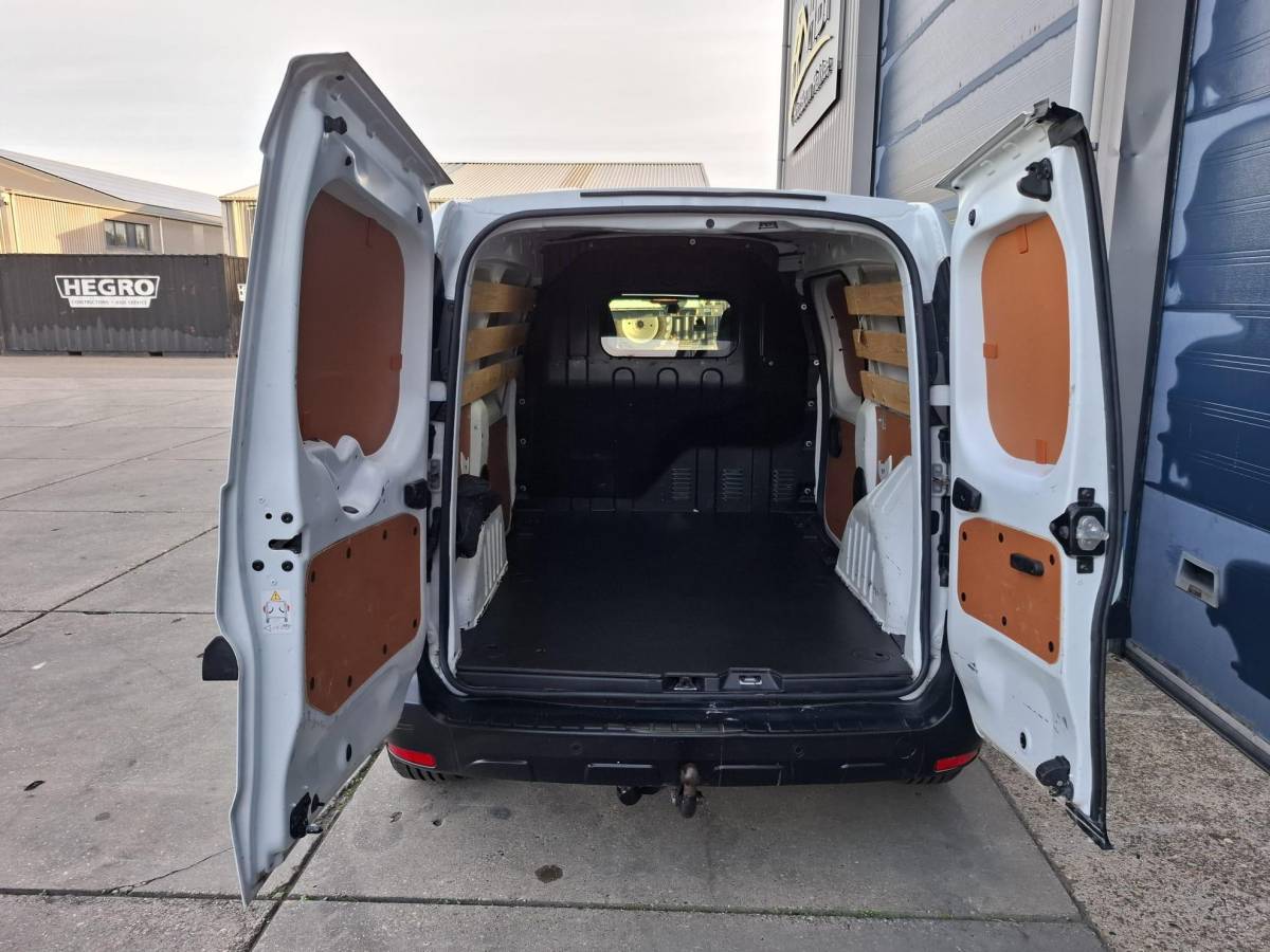 Renault Express Renault Express 1.5 dCi 75 Comfort AIRCO / CRUISE CONTROLE / EURO 6 / TREKHAAK