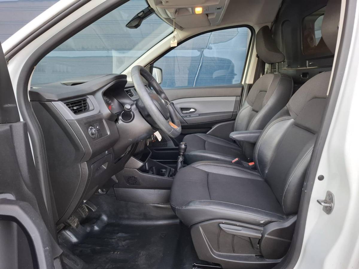 Renault Express Renault Express 1.5 dCi 75 Comfort AIRCO / CRUISE CONTROLE / EURO 6 / TREKHAAK