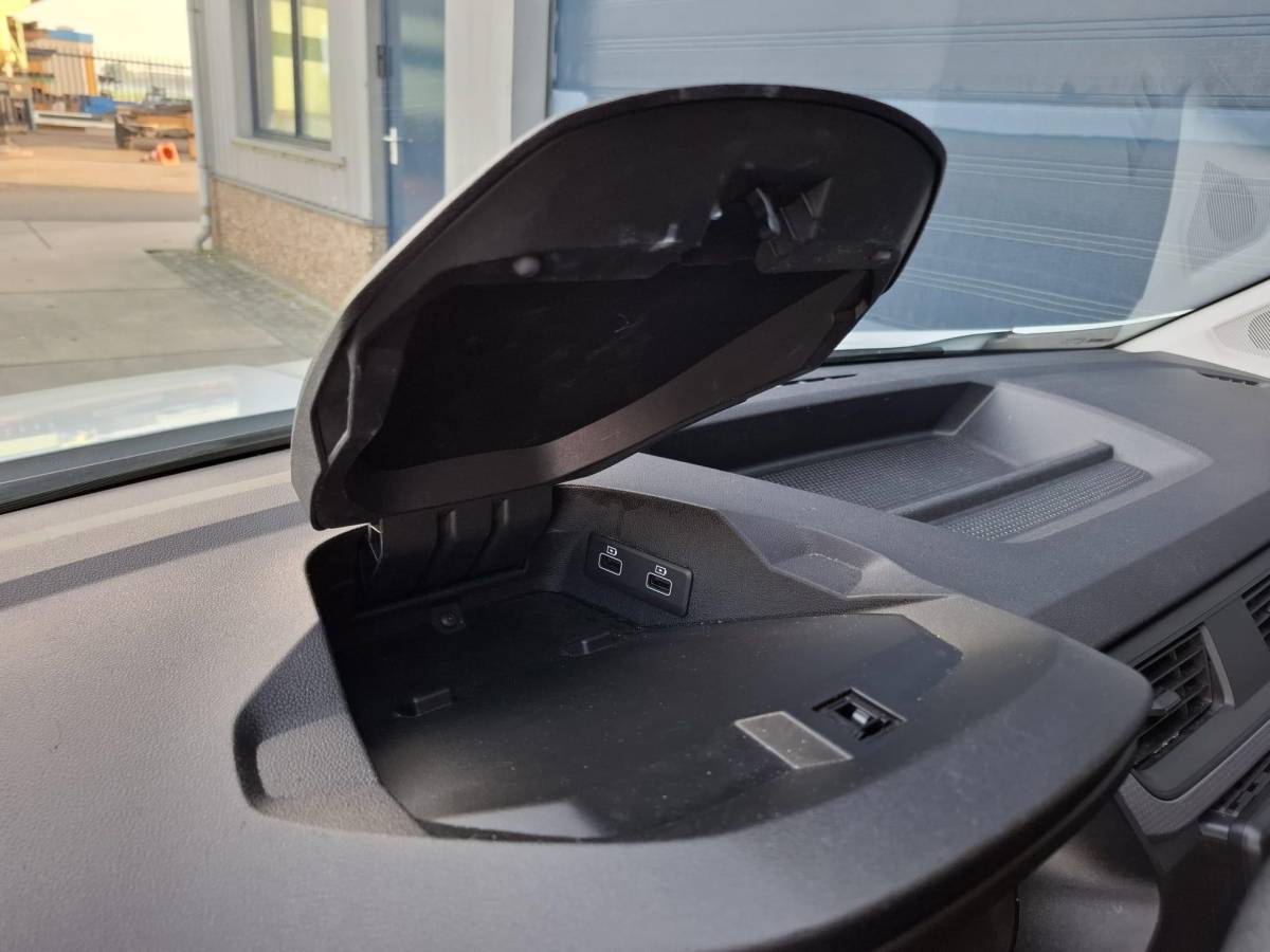 Renault Express Renault Express 1.5 dCi 75 Comfort AIRCO / CRUISE CONTROLE / EURO 6 / TREKHAAK
