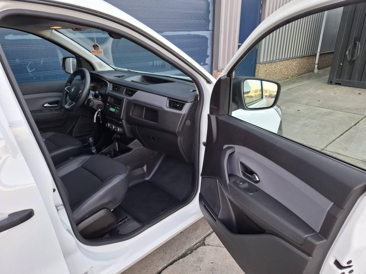 Renault Express Renault Express 1.5 dCi 75 Comfort AIRCO / CRUISE CONTROLE / EURO 6 / TREKHAAK