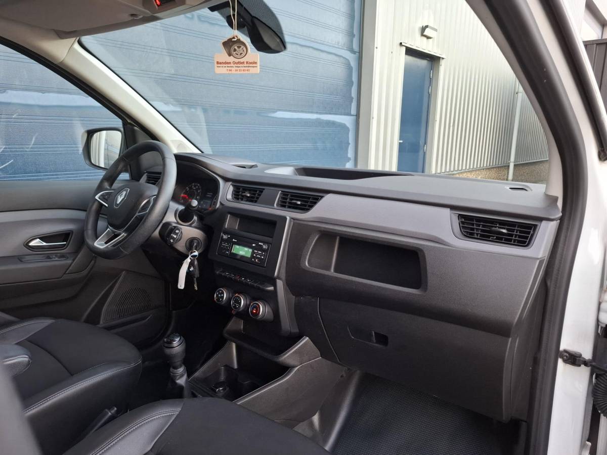 Renault Express Renault Express 1.5 dCi 75 Comfort AIRCO / CRUISE CONTROLE / EURO 6 / TREKHAAK