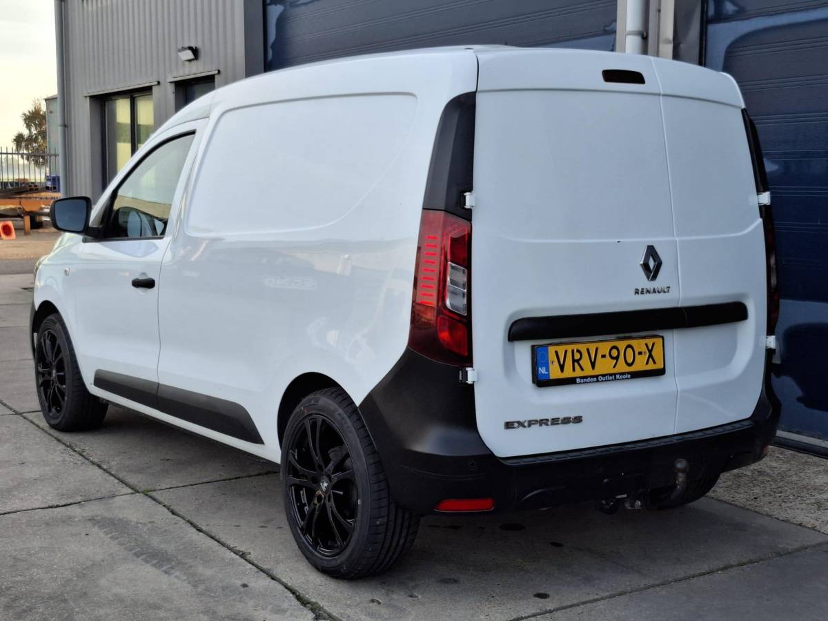 Renault Express Renault Express 1.5 dCi 75 Comfort AIRCO / CRUISE CONTROLE / EURO 6 / TREKHAAK