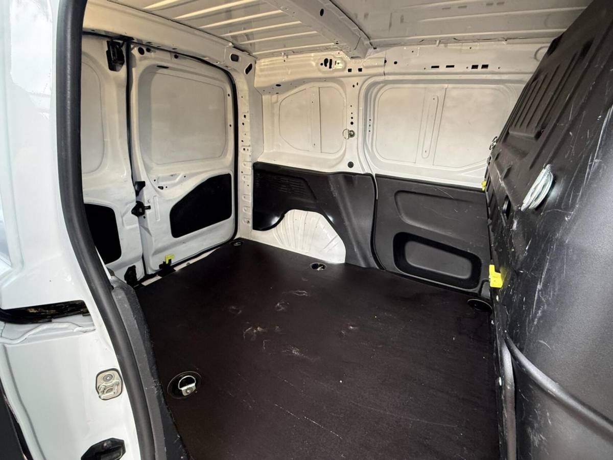 Peugeot Partner Peugeot Partner bestel 1.2 PureTech Premium Marge