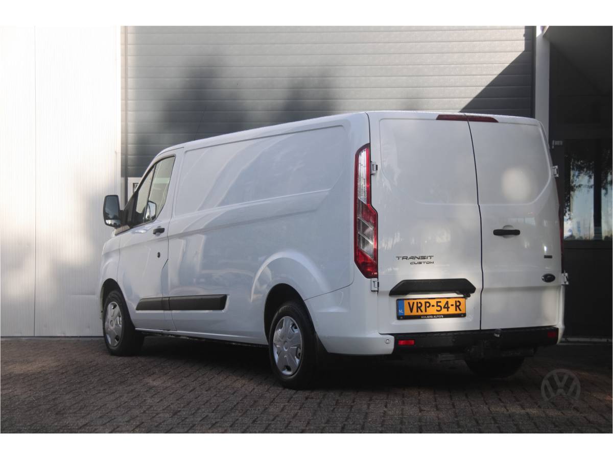 Ford Transit Custom Ford Transit Custom 300 2.0 TDCI L2H1 Limited | Trekhaak | Cruise | EURO 6 | Camera |