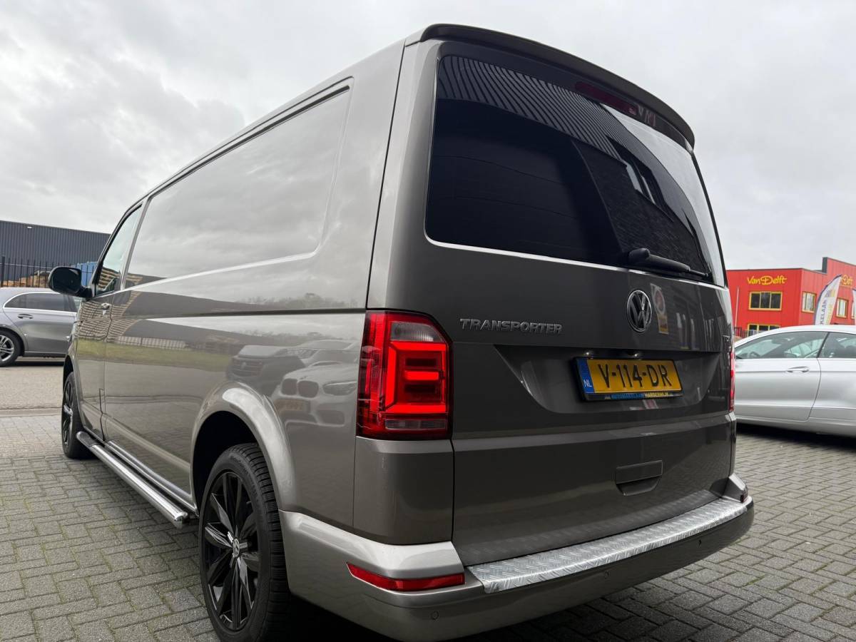 Volkswagen Transporter Volkswagen Transporter 2.0 TDI L2H1 DC Highline | 2E EIGENAAR | NW DISTR RIEM | NAVI | CAMERA | CRUISE |AIRCO |