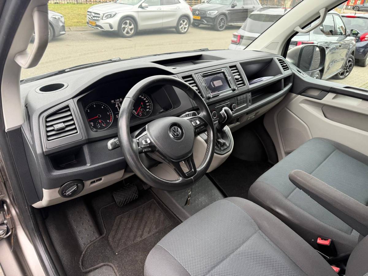 Volkswagen Transporter Volkswagen Transporter 2.0 TDI L2H1 DC Highline | 2E EIGENAAR | NW DISTR RIEM | NAVI | CAMERA | CRUISE |AIRCO |