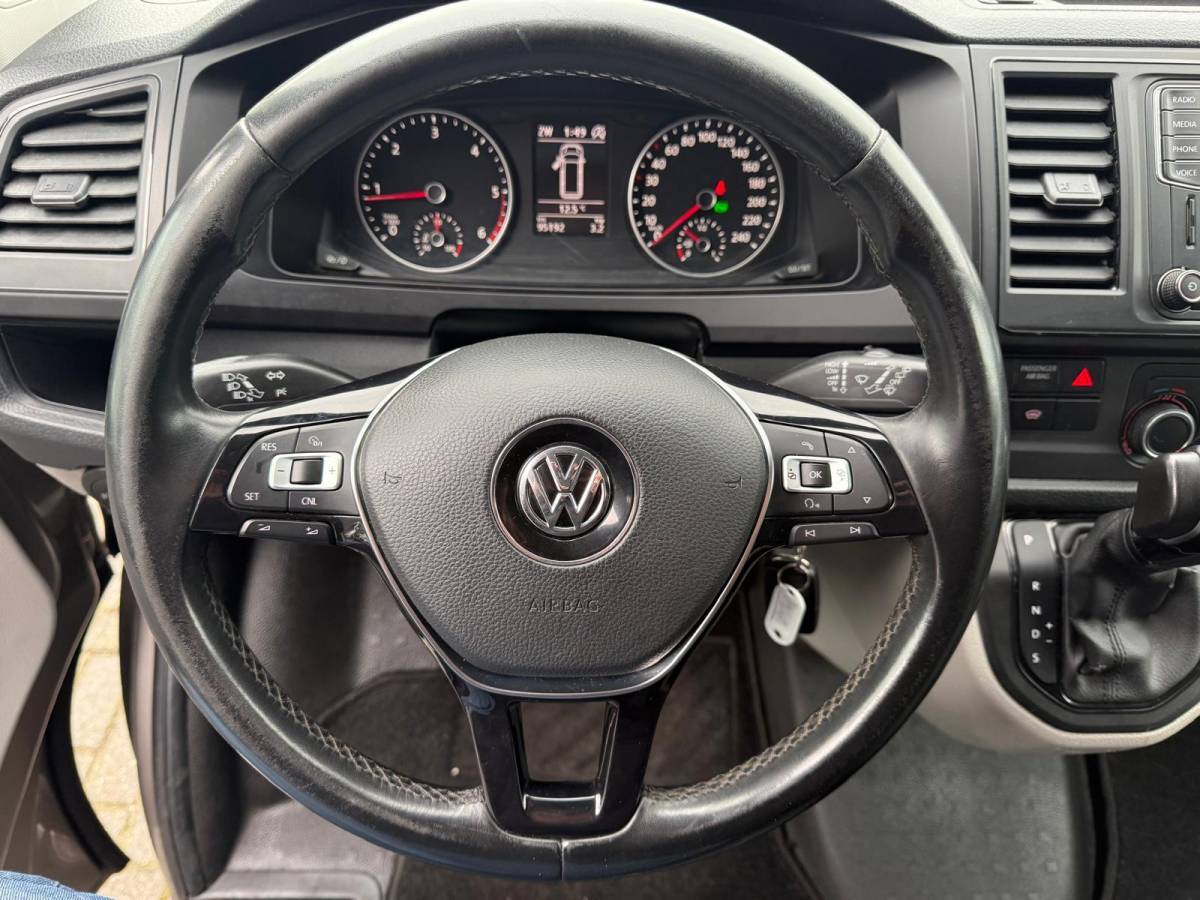Volkswagen Transporter Volkswagen Transporter 2.0 TDI L2H1 DC Highline | 2E EIGENAAR | NW DISTR RIEM | NAVI | CAMERA | CRUISE |AIRCO |