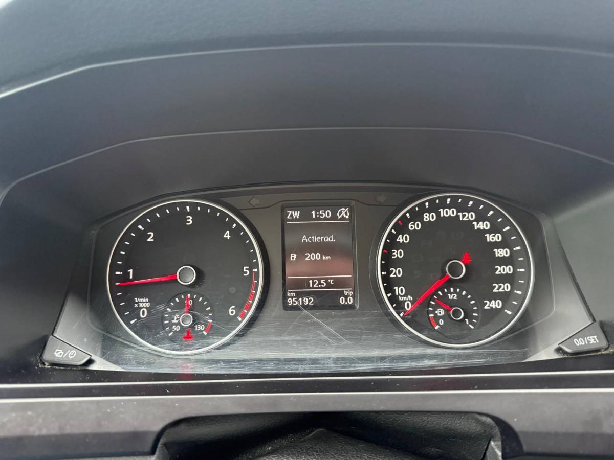 Volkswagen Transporter Volkswagen Transporter 2.0 TDI L2H1 DC Highline | 2E EIGENAAR | NW DISTR RIEM | NAVI | CAMERA | CRUISE |AIRCO |