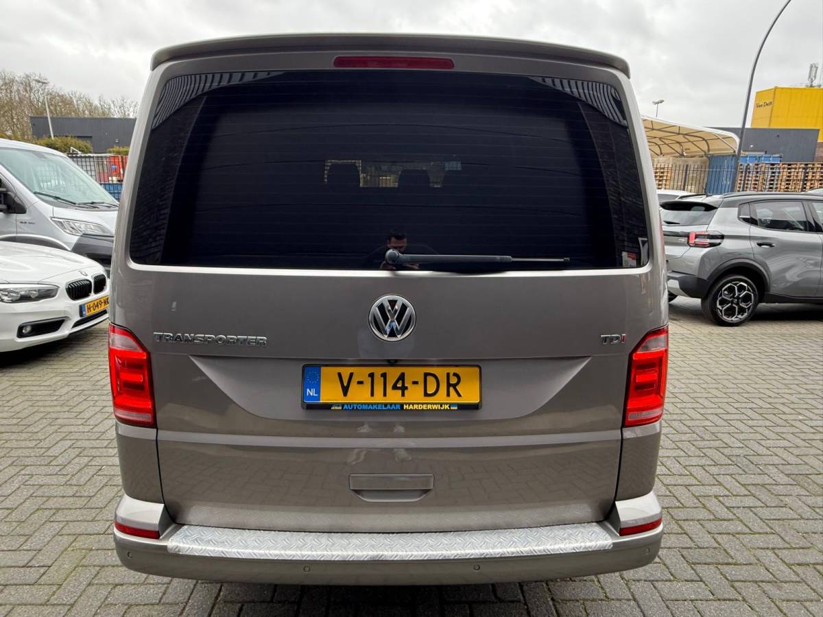 Volkswagen Transporter Volkswagen Transporter 2.0 TDI L2H1 DC Highline | 2E EIGENAAR | NW DISTR RIEM | NAVI | CAMERA | CRUISE |AIRCO |