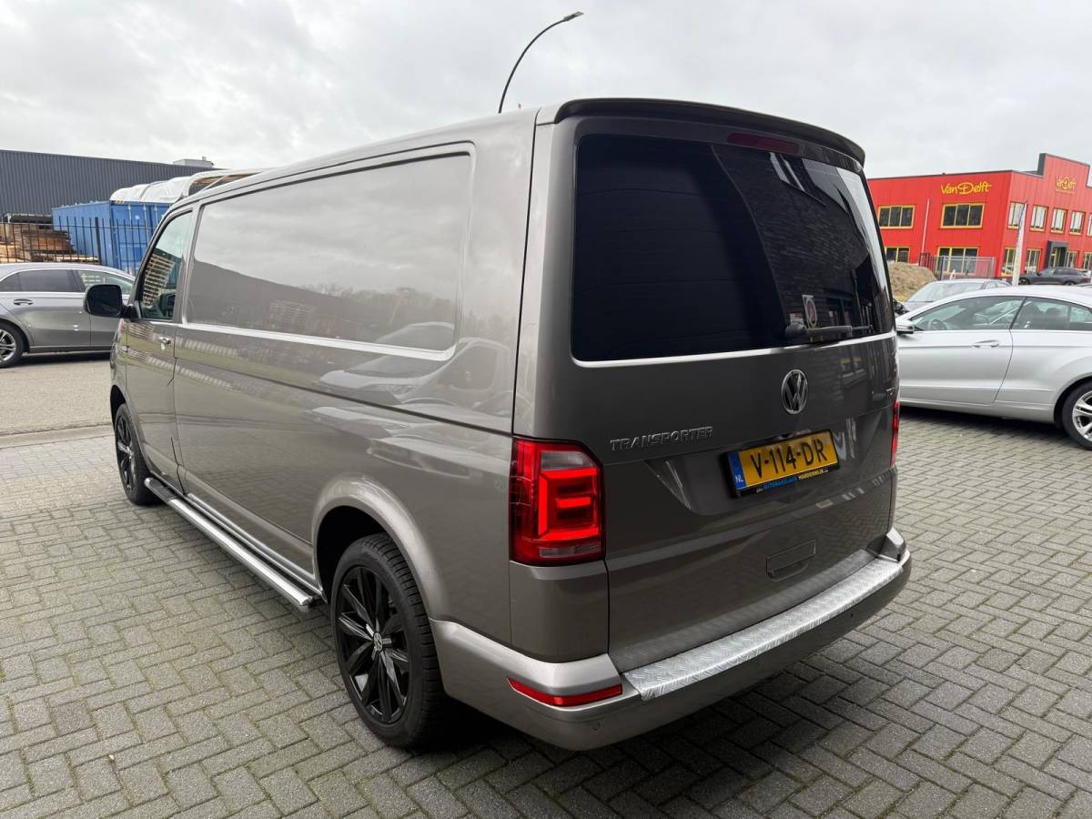 Volkswagen Transporter Volkswagen Transporter 2.0 TDI L2H1 DC Highline | 2E EIGENAAR | NW DISTR RIEM | NAVI | CAMERA | CRUISE |AIRCO |
