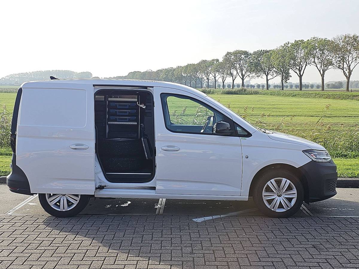 Volkswagen Caddy VOLKSWAGEN CADDY 2.0 L1 LED Navi Automaat Stoelverwarming Wp-Inrichting Trekhaak Airco Comfort-Stoel!