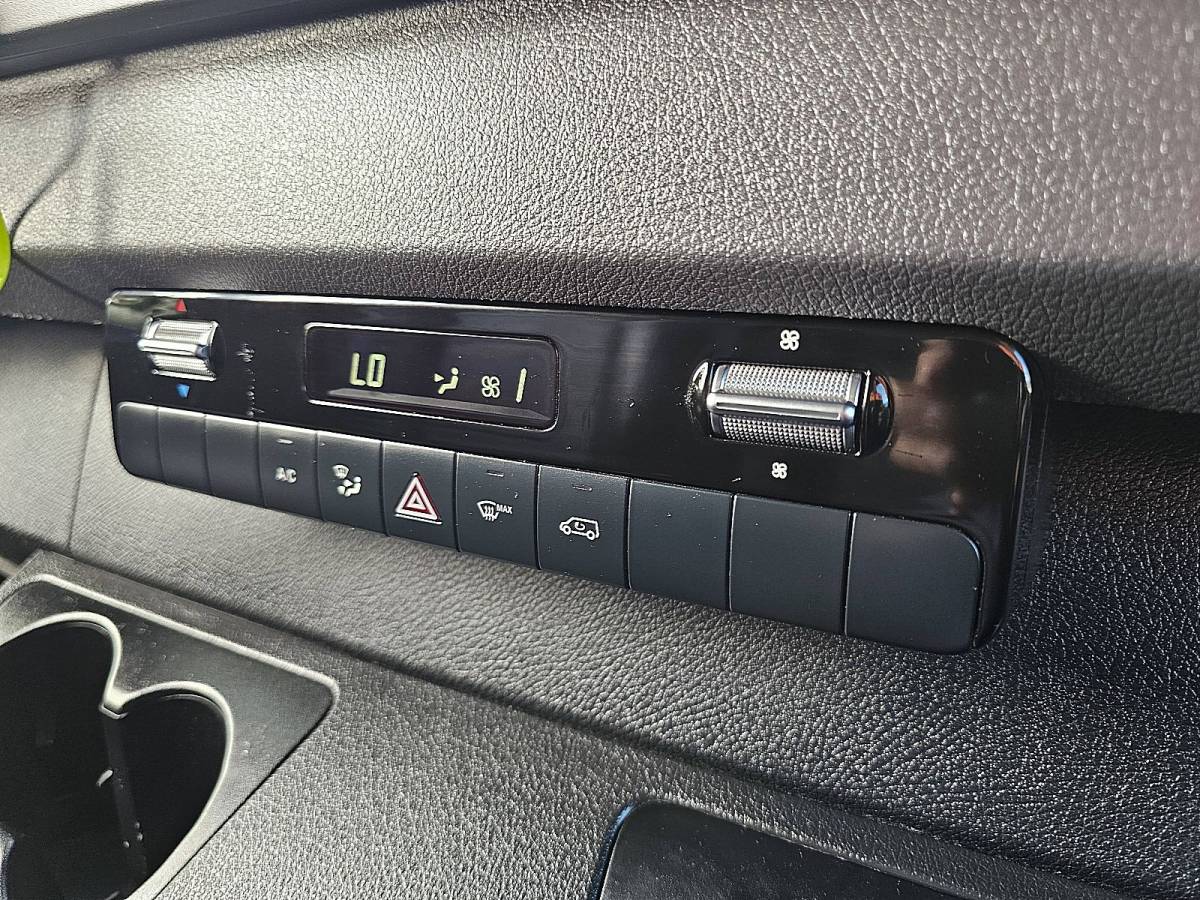Mercedes-Benz Sprinter MERCEDES-BENZ SPRINTER 317 L3H2 Maxi Mbux LED Navi Trekhaak Euro6 170Pk 3-Zits/Leer!