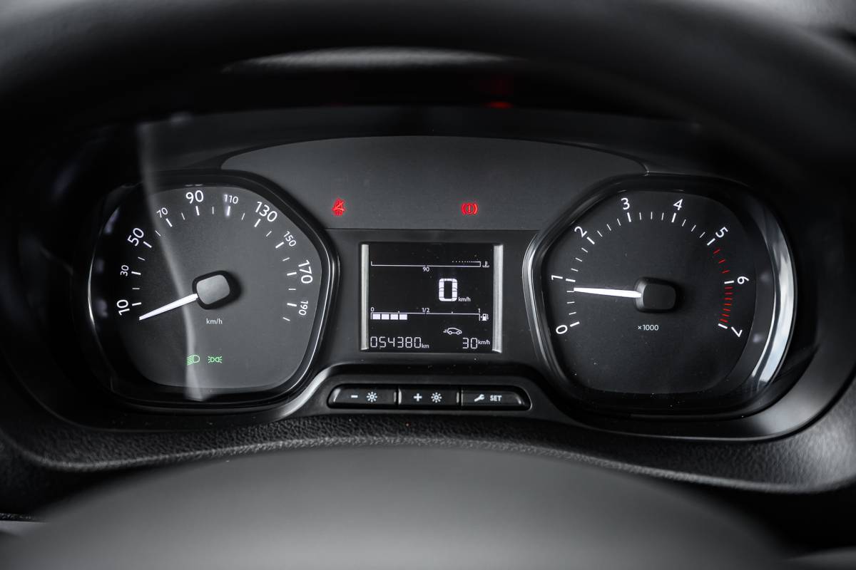 Opel Vivaro Opel VIVARO 1.5 Diesel|Pdc|Airco|Bleuth|3-zits
