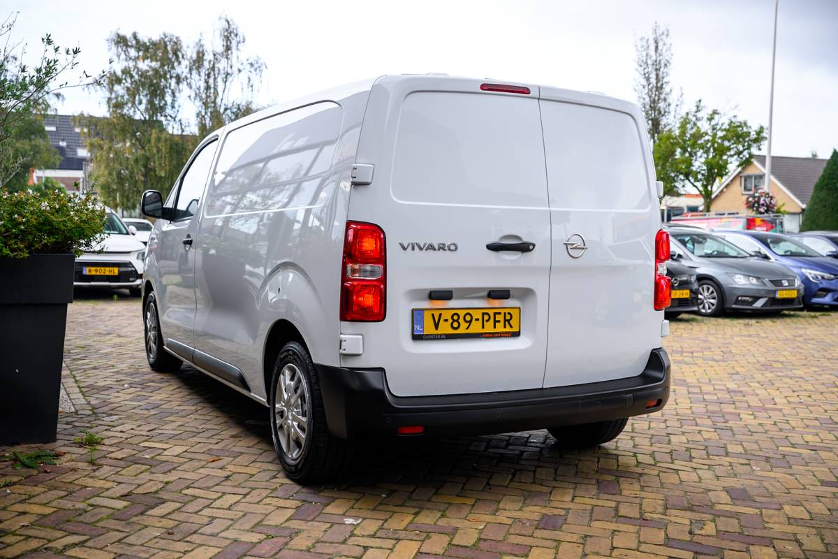 Opel Vivaro Opel VIVARO 1.5 Diesel|Pdc|Airco|Bleuth|3-zits