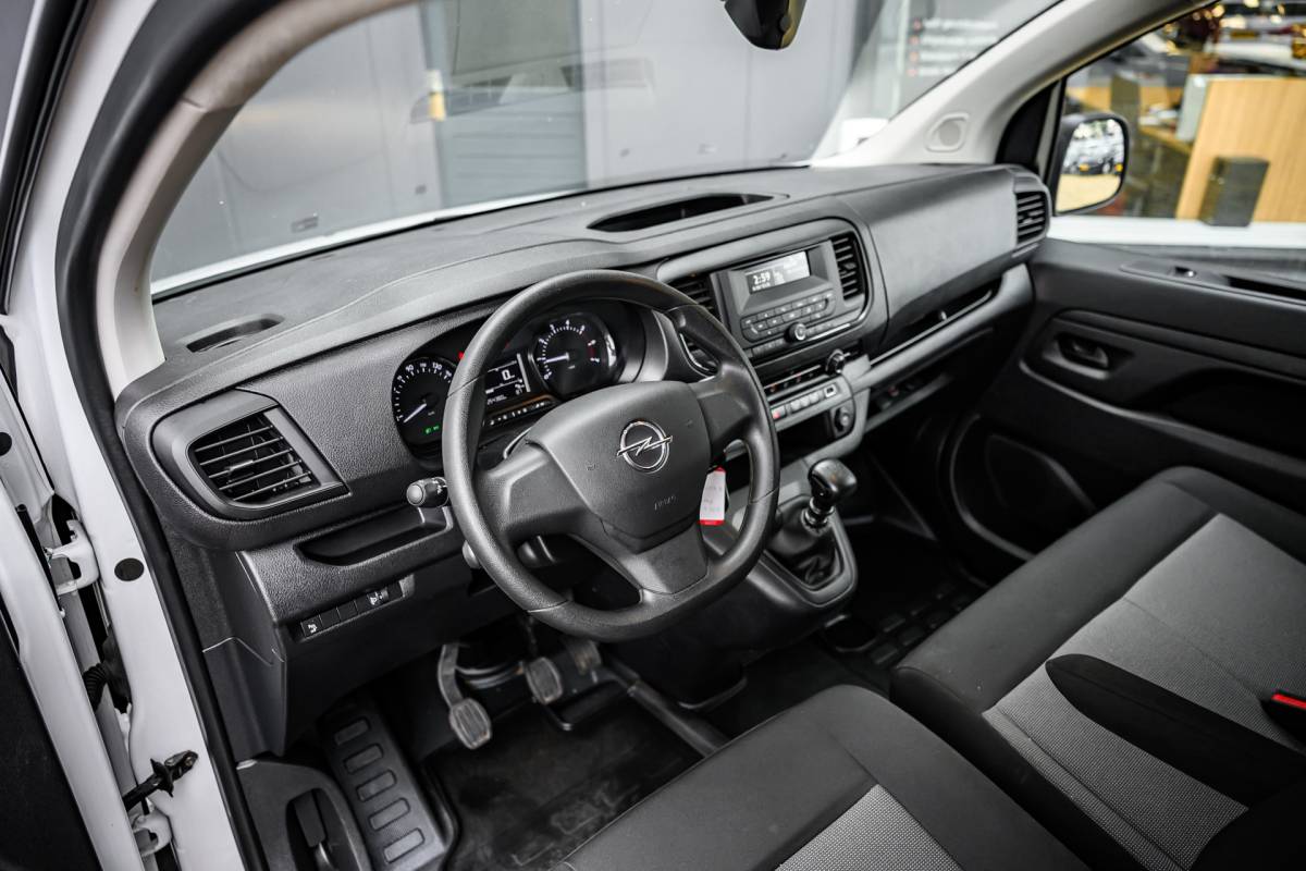 Opel Vivaro Opel VIVARO 1.5 Diesel|Pdc|Airco|Bleuth|3-zits