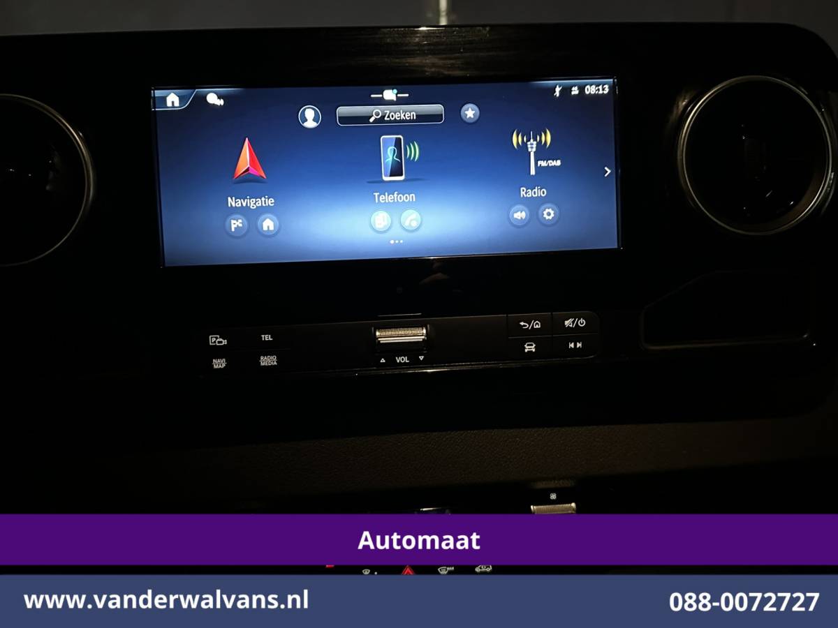 Mercedes-Benz Sprinter Mercedes-Benz Sprinter 317 CDI 170pk 9G-Tronic Automaat L2H2 Euro6 Airco | Camera | Navigatie | Cruisecontrol | LED Chauffeursstoel, Stoelverwarming, Parkeersensoren, Bijrijdersbank