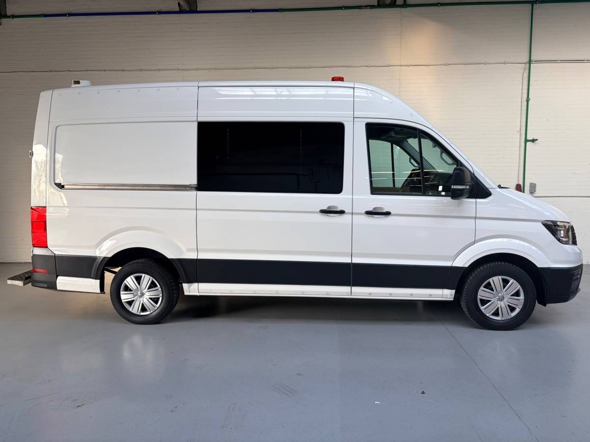 Volkswagen Crafter Volkswagen Crafter Servicewagen 35 2.0 TDI 140pk L3H3 Highline Sortimo Victron v230 Standkachel Trekhaak 3000KG RIJKLAARPRIJS