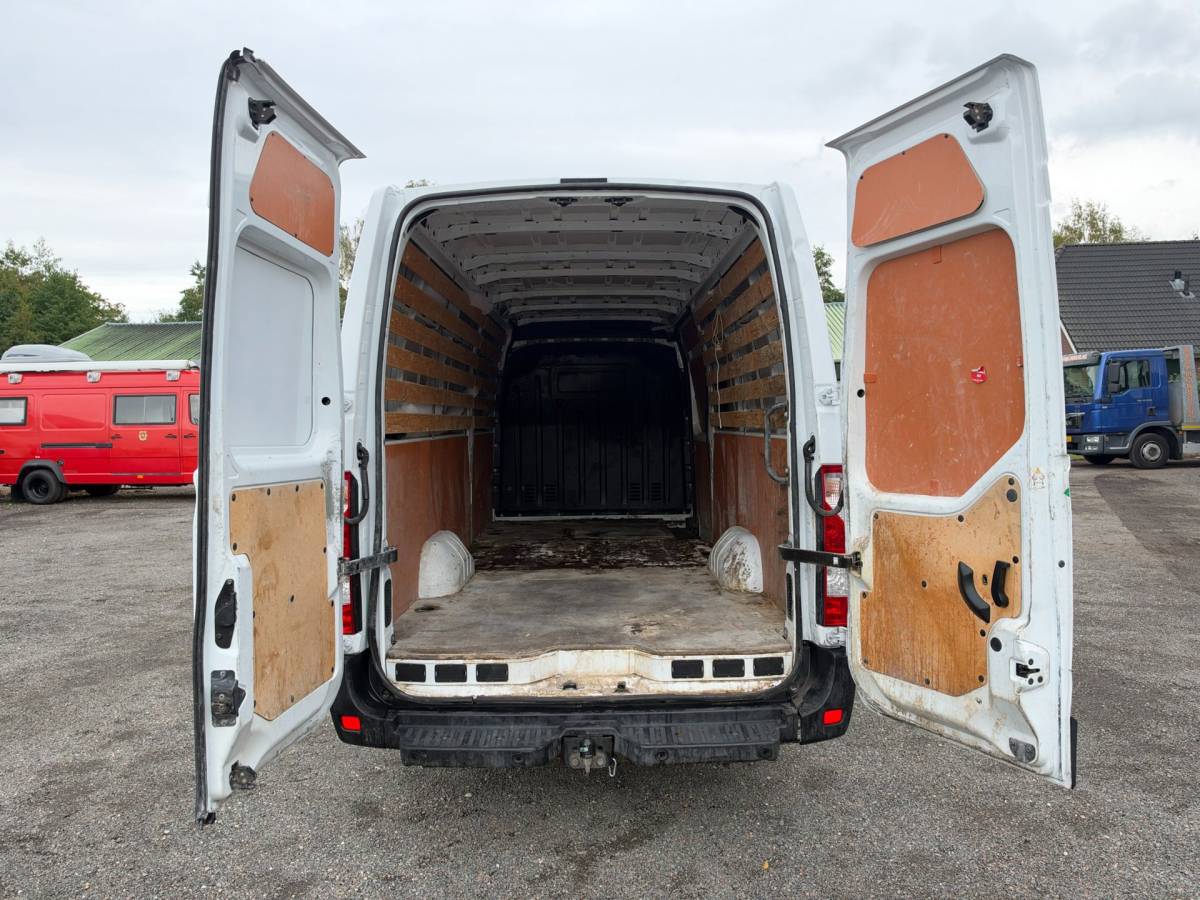 Renault Master Renault Master T35 2.3 dCi 165PK L4H2 EL Airco / Cruise